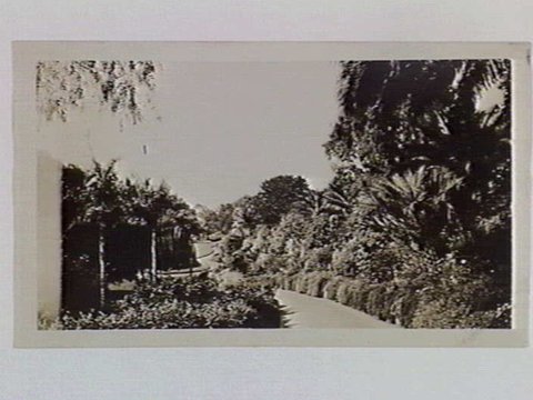 Entrance to the Alexandra Gardens, Melbourne, 1932