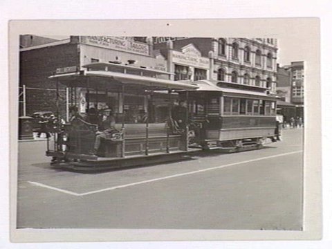 Cable tram in Lonsdale Street (near Elizabeth Street, Melbourne), c. 1936