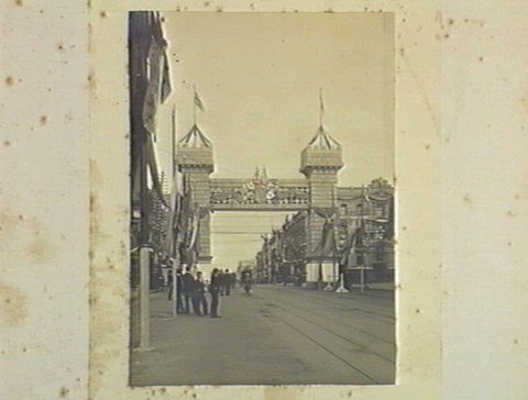 Butter Arch in Collins Street, Melbourne, so named as it was constructed of boxes similar to those in which butter was exported, 1901