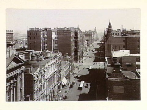 Collins Street looking west, 1913–14