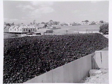 Colonial Gas Association Limited, Box Hill works, 1938–40