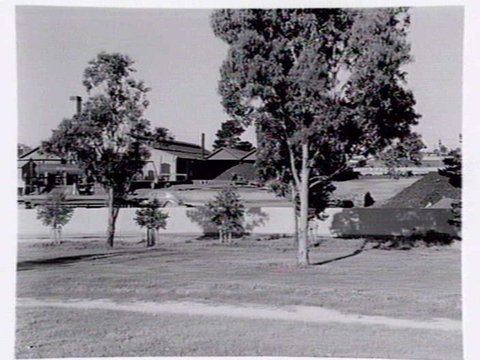 Colonial Gas Association Limited, Box Hill works, 1938–40