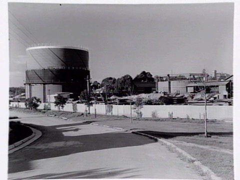 Colonial Gas Association Limited, Box Hill works, 1938–40