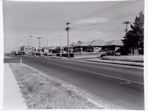 Department of Works and Housing, showing sites at the intersection of Lilac Crt., Hawthorn Road and Nepean Highway,Brighton East, 1948
