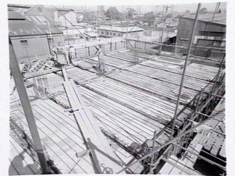 Construction of factory for Metters K.F.B., stove manufacturers, Gordon St. Footscray, 1949