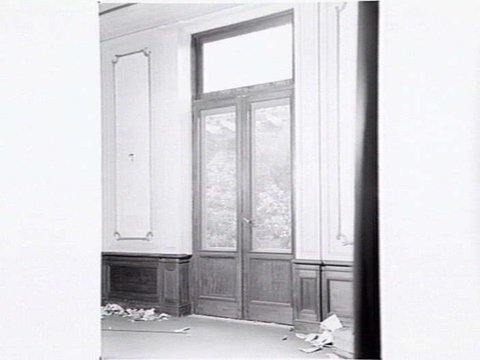 Homeden' interior, possibly home of George Nicholas, 48 Lansell Rd. Toorak, 1951