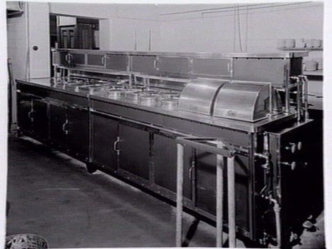 Gas appliances at the Windsor Hotel, 1936