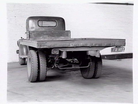Service trucks belonging to Commercial Steels and Forge Co., North Melbourne, 1946?