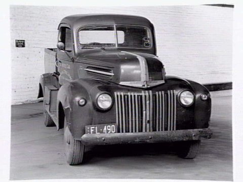 Service trucks belonging to Commercial Steels and Forge Co., North Melbourne, 1946?