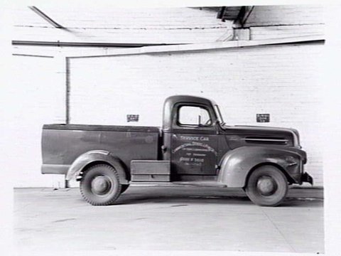 Service trucks belonging to Commercial Steels and Forge Co., North Melbourne, c. 1946