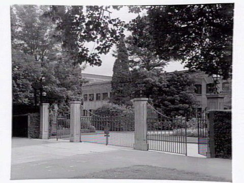 Gardens around Newman Chapel, Melbourne University, c. 1945