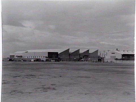 ANSETT ESSENDON involved in aircraft manufacture for war effort, 1943?