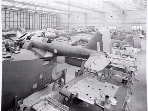 ANSETT ESSENDON involved in aircraft manufacture for war effort, c. 1943