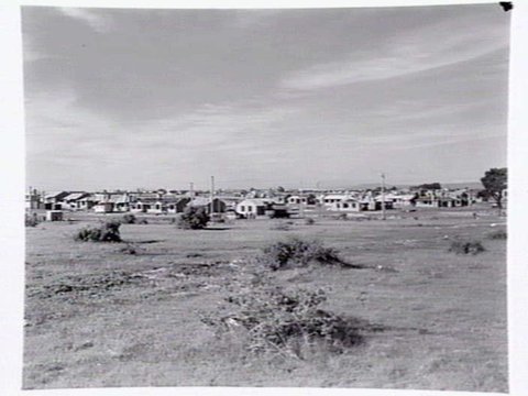 Castlefield Housing Estate in Hampton and East Brighton, designed by Housing Commission of Victoria, 1946