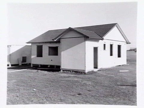 Castlefield Housing Estate in Hampton and East Brighton, designed by Housing Commission of Victoria, 1946