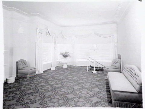 Exterior and interior of Hoyts Bentleigh picture theatre, corner of Centre Rd. and Nicholson St., Bentleigh, 1948