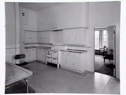 Substantial home, possibly owned by K.G. Luke, 38 Berkeley Street, Hawthorn, Vic, c. 1941