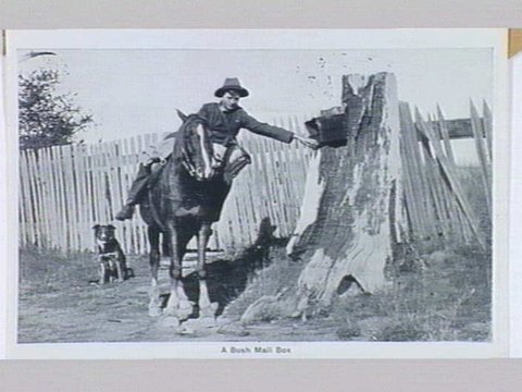 Melbourne Folding Souvenir Card, 1912