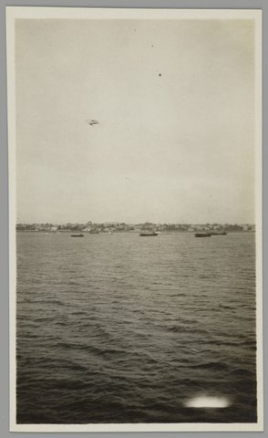Entering Melbourne harbour in early morning, 1925–35