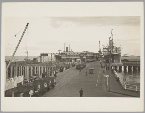 Port Melbourne pier, 1935–39