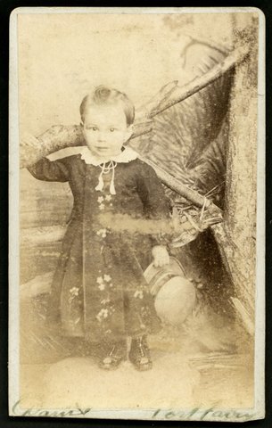 Portrait photographs by the Davis Brothers of Fitzroy and Horsham, Vic, 1875–89