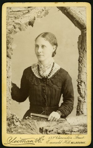 Portrait photographs by Yeoman & Co.,139 Clarendon Street, South Melbourne, 1882–89