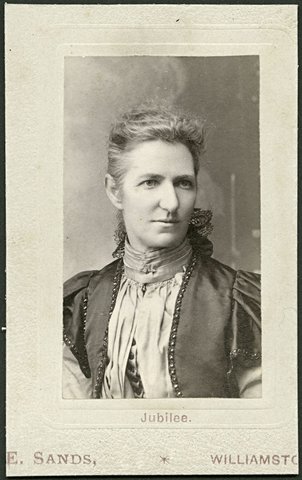 Portrait photographs by Edward Sands of Bourke Street, Melbourne and Williamstown, 1878–1914