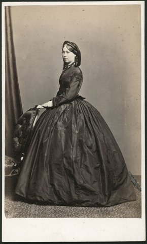 Studio portraits in Melbourne, 1862–73