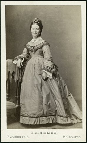 Studio portrait of woman by Hibbling, Melbourne, Victoria, 1873–77