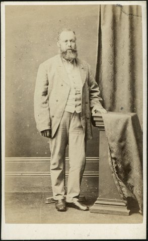 Portrait photographs from the studios of William Davies & Co., Melbourne and St. Kilda, Vic, 1859–82