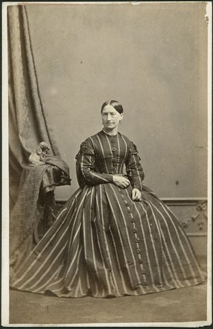 Portrait photographs from the studios of William Davies & Co., Melbourne and St. Kilda, Vic, 1859–82