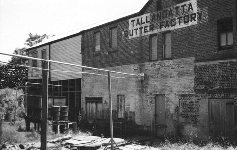 "Tallangatta Butter Factory and Creamery, Toorak, Old Tallangatta, and nearby residences", 1954