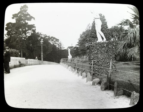 Sculpture in the Fitzroy Gardens, 1906–14