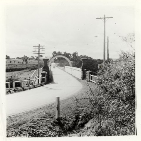 Keilor Iron or Basket Bridge, Victoria, 1910–30