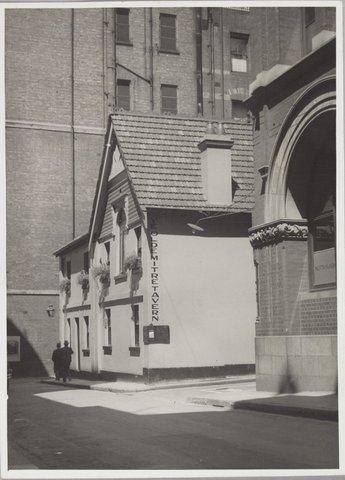 Old Mitre Tavern Bank Place Melbourne picture, 1930