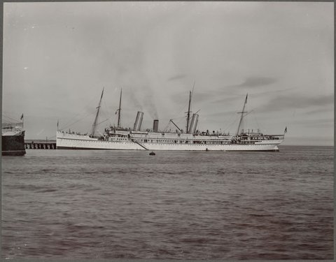 The Royal Yacht Ophir lying at Port Melbourne Pier, 1901