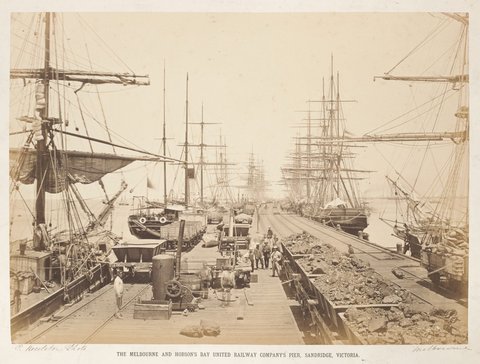 Railway Pier Sandridge picture, 1870–80