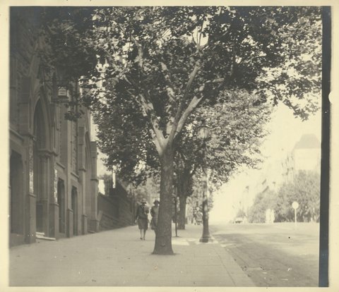Near Scots Church Collins St. [Melbourne], c. 1922