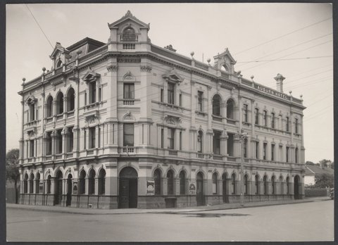 Auburn Hotel, Hawthorn, 1920–40