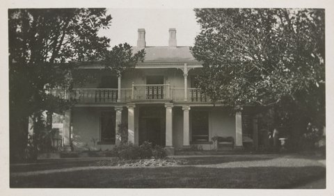 Uxbridge House, home of the Hon. William Bates, Nicholson St., Fitzroy, 1934