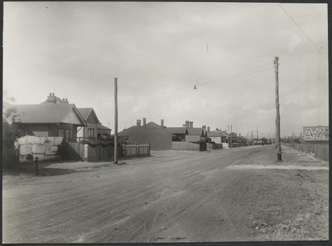 Swallow Street, Port Melbourne - On route to Princes Pier, Port Melbourne, 1928