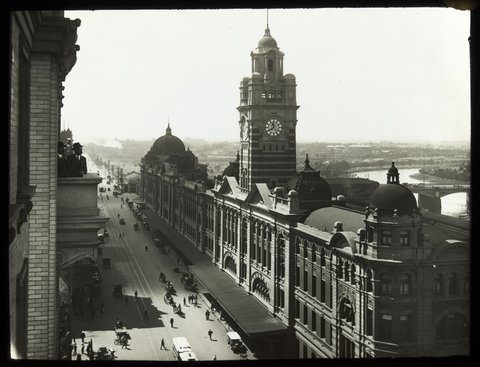 Central Railway Station (i.e. Flinders Street), c. 1910