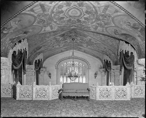 Upstairs foyer at Regent Theatre, Collins Street, Melbourne, 1948