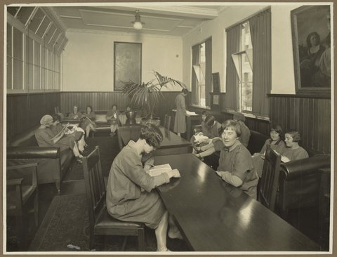 Female employees of Bryant & May, Richmond, in the Women's Club Rooms, 1920–30