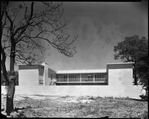 "Clendon flats, corner Clendon and Malvern Road, Armadale designed by Roy Grounds", c. 1940