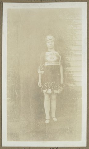 Mavis Winduss. Nt Brighton, 1929