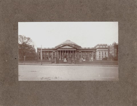 Public Library, Museums and National Gallery (later the State Library of Victoria) from Swanston Street, c. 1915