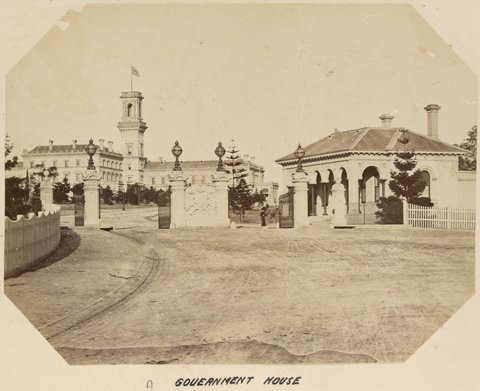 GOVERNMENT HOUSE [Melbourne, from outside main gates], 1873–82