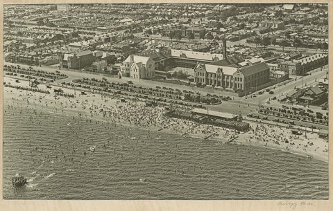 Aerial view of Beaconsfield Parade, South Melbourne, 1930–40