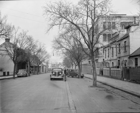 Napier Street, Fitzroy looking south towards Victoria Parade, 1940s